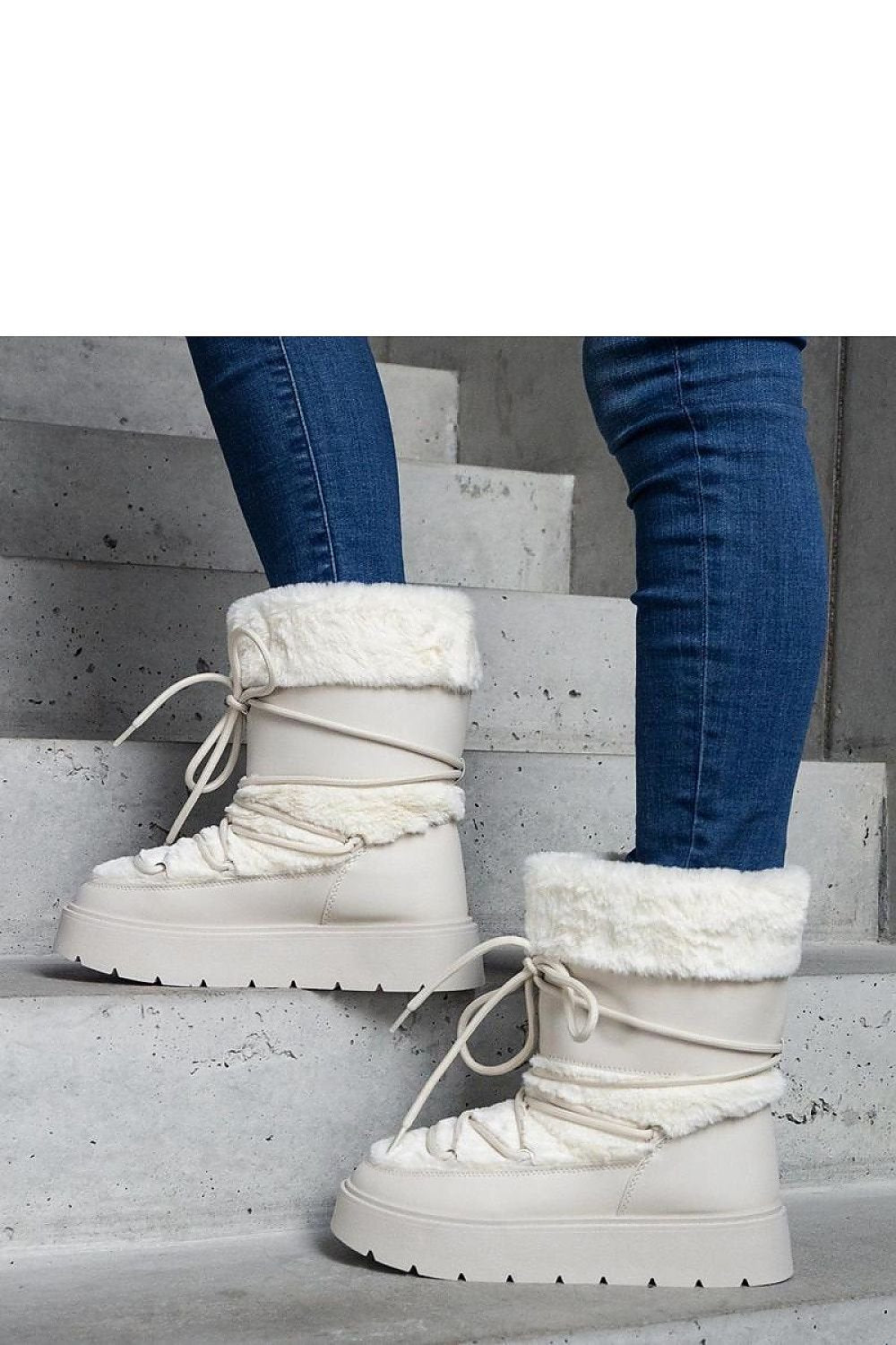 Snow boots model 204796
